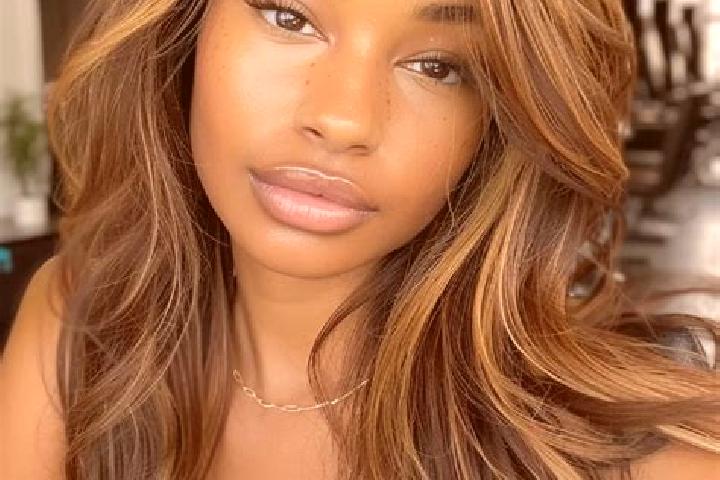 Jade, 21, a dark blonde dark-eyed mixed companion based in Biancade. Offering Erotic Massage, 69, Prostate Massage. Available for incall and outcall, overnig...