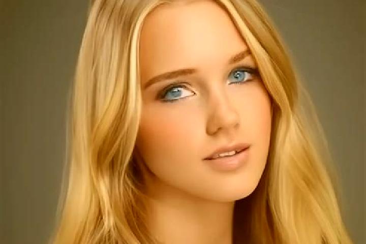 Jade, 21, a dark blonde grey-eyed caribbean companion based in Bahreghan. Offering CIM, Tantra, A-Level, Striptease, Massage. Available for incall and outcal...