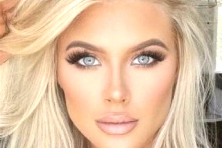 Jade, 21, a platinum blonde grey-eyed middle eastern companion based in Caslav. Offering Party Girl, GFE, CIM, Tantra, Massage. Available for incall and outc...