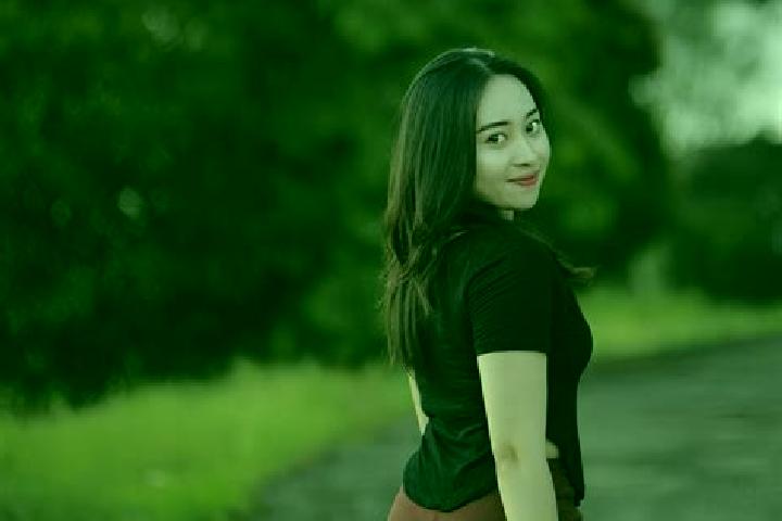 Jade, 21 — Escort in Balun, Indonesia