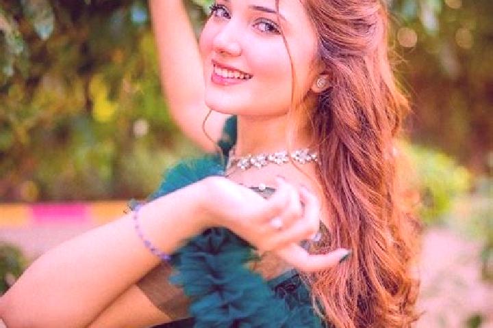 Jade, 21 — Escort in Dursh Khela, Pakistan