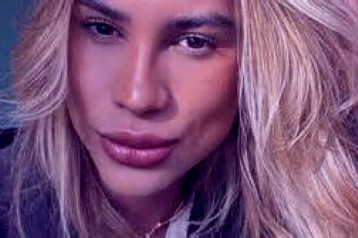Jade, 21 — Escort in Presidente Dutra, Brazil