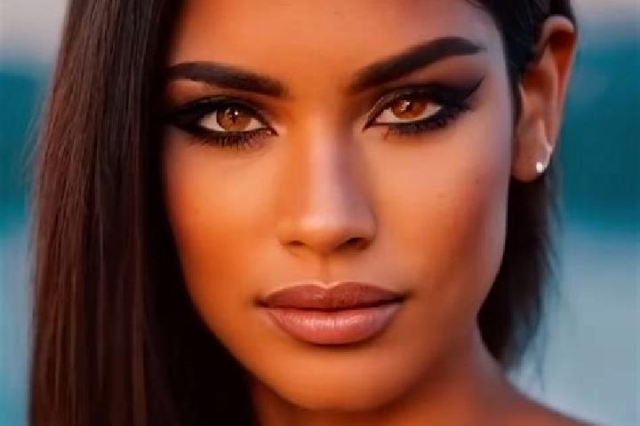Jade, 22, a black grey-eyed latina companion based in Moriki. Offering Party Girl, Striptease. Available for incall and outcall, day and evening dates.
