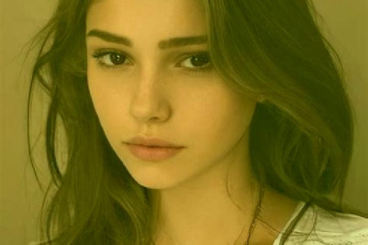 Jade, 22, a brunette brown-eyed slavic companion based in Tianfen. Offering Fetish, Domination, OWO. Available for incall and outcall, day and evening dates.