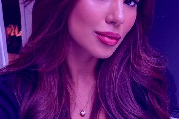 Jade, 22, a chestnut brown-eyed latina companion based in Nagasu. Offering Deep French Kissing, Girlfriend Experience, Dinner Date, Tantra. Available for inc...