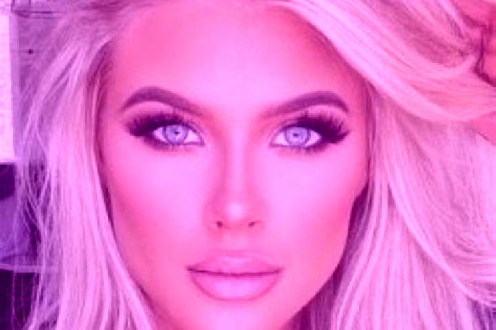 Jade, 22, a platinum blonde amber-eyed latina companion based in Chatillon-sur-Colmont. Offering Couples, Massage, Travel Companion, A-Level. Available for i...
