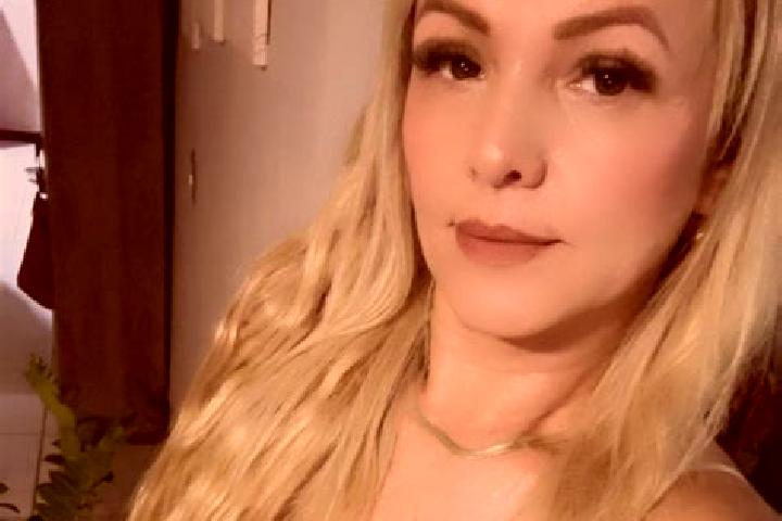 Jade, 22 — Escort in Magdalena, Argentina