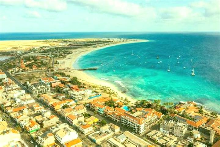 Jade, 22 — Escort in Santa Maria, Cape Verde