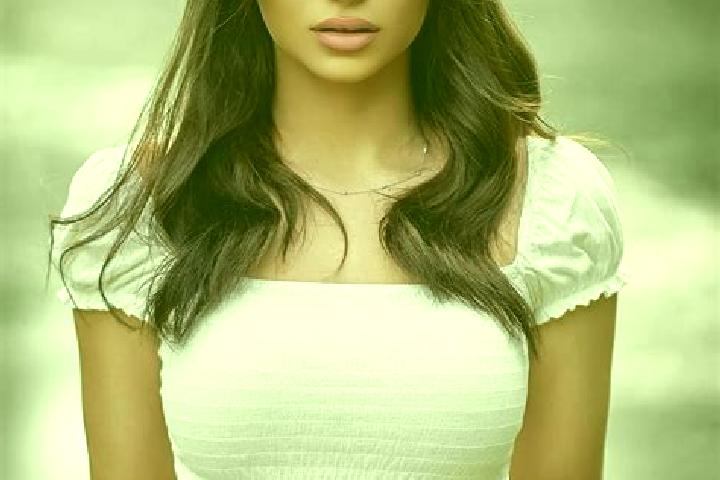 Jade, 23, a brunette brown-eyed indian companion based in Urzainqui. Offering Duos, GFE, Massage. Available for incall and outcall, day and evening dates.