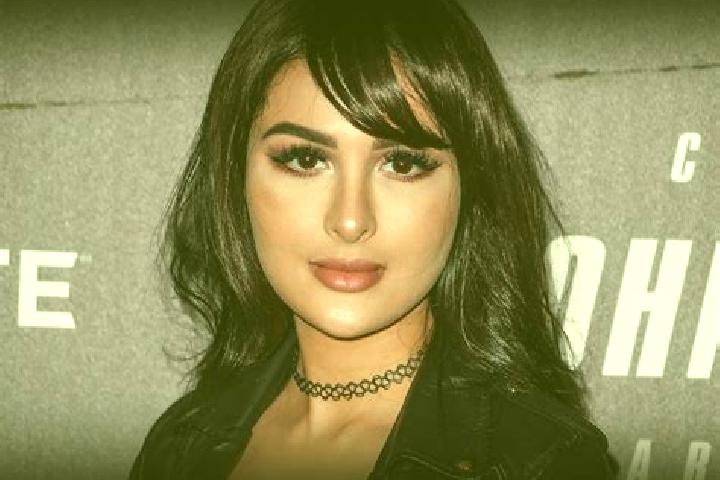 Jade, 23 — Escort in Kalyta, Ukraine