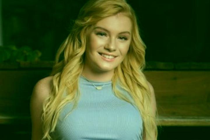 Jade, 23 — Escort in Mebane, United States