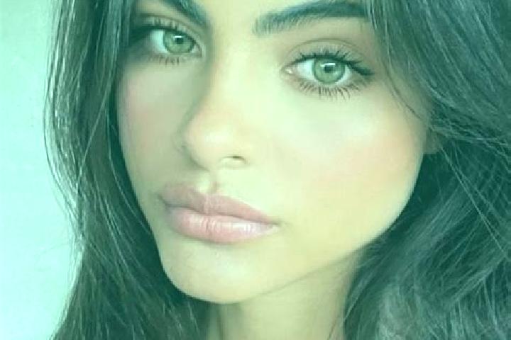 Jade, 24, a black hazel-eyed middle eastern companion based in Zawata. Offering Overnight, Party Girl, OWO. Available for incall and outcall, overnight booki...
