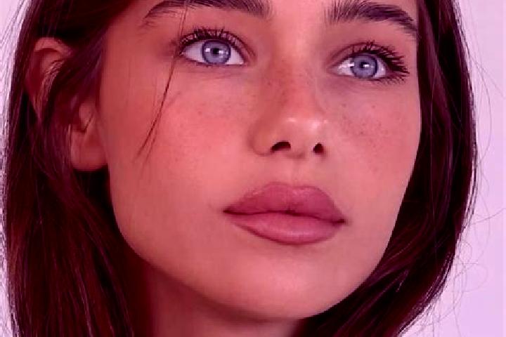 Jade, 24, a brunette brown-eyed mediterranean companion based in Csabrendek. Offering OWO, Dinner Date, Erotic Massage, BDSM. Available for incall and outcal...