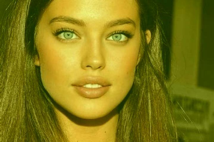 Jade, 24, a chestnut grey-eyed caucasian companion based in Centro Familiar la Soledad. Offering Party Girl, Overnight, Couples. Available for incall and out...