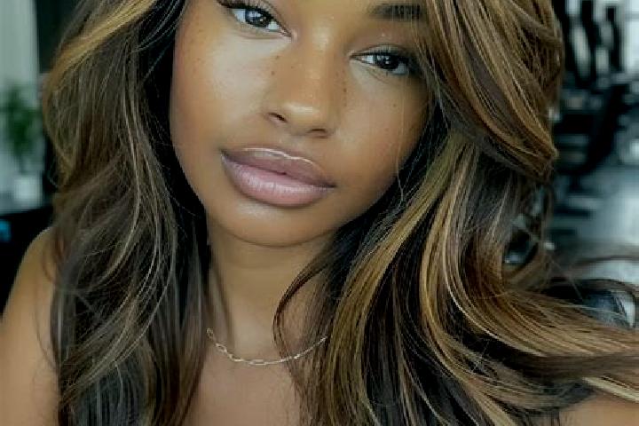 Jade, 24, a dark blonde amber-eyed european companion based in Mignon. Offering Overnight, Travel Companion, Fetish, Duos. Available for incall and outcall, ...
