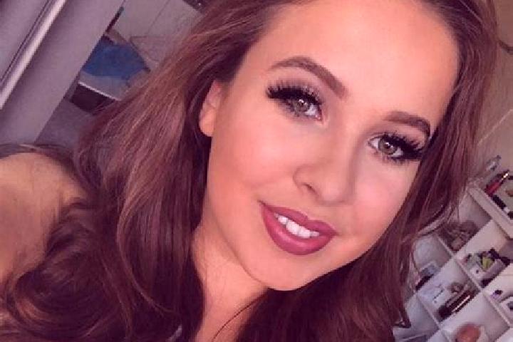 Jade, 24, a dark blonde dark-eyed caribbean companion based in Port Hueneme. Offering A-Level, Striptease. Available for incall and outcall, overnight bookin...