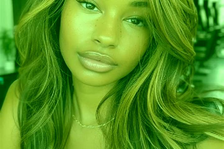 Jade, 24, a dark blonde dark-eyed mixed companion based in Jertih. Offering A-Level, Fetish, Deep French Kissing, 69. Available for incall and outcall, day a...