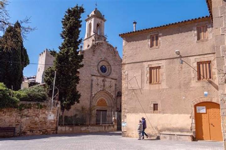 Jade, 24 — Escort in Sant Marti de Provencals, Spain