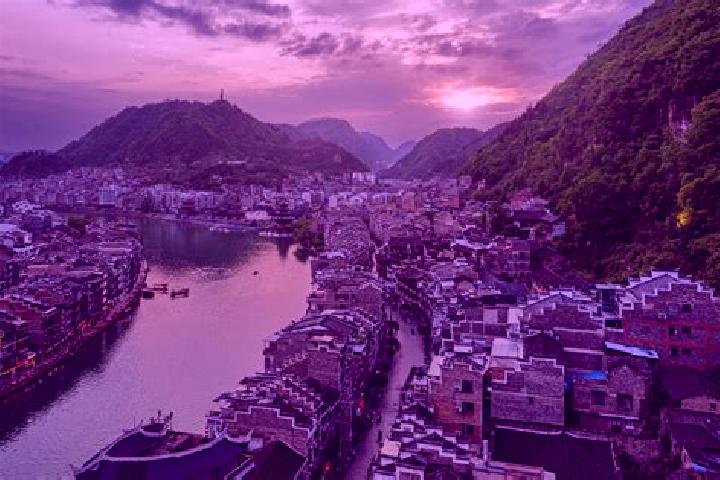 Jade, 24 — Escort in Zhenyuan, China
