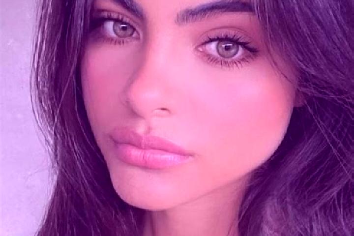 Jade, 25, a auburn dark-eyed indian companion based in Kontagora. Offering Prostate Massage, A-Level, CIM, Travel Companion, 69. Available for incall and out...