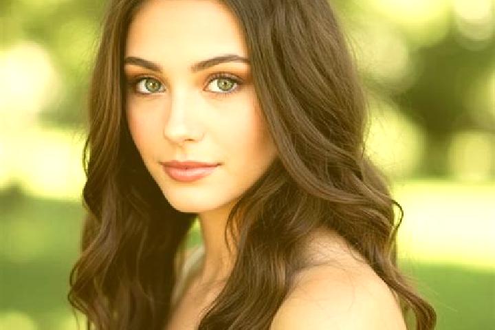 Jade, 25, a black brown-eyed mixed companion based in Bereblo. Offering Travel Companion, Deep French Kissing, Striptease, GFE, Couples. Available for incall...