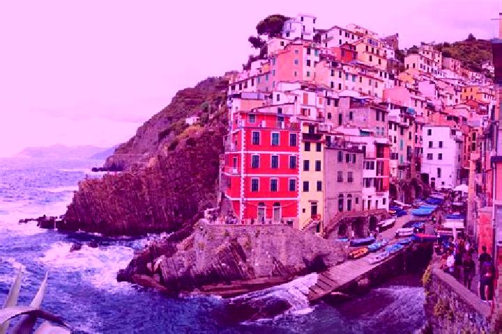Jade, 25 — Escort in Ameglia, Italy