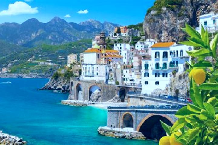 Jade, 25 — Escort in Pimonte, Italy