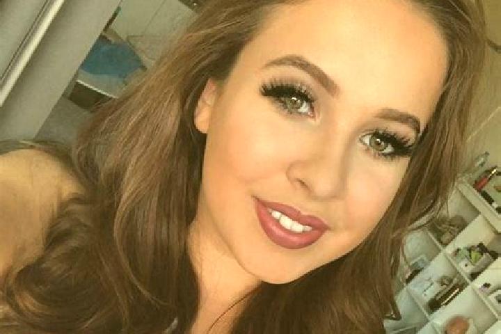 Jade, 26, a black dark-eyed european companion based in Montearagon. Offering OWO, Deep French Kissing, GFE. Available for incall and outcall, overnight book...