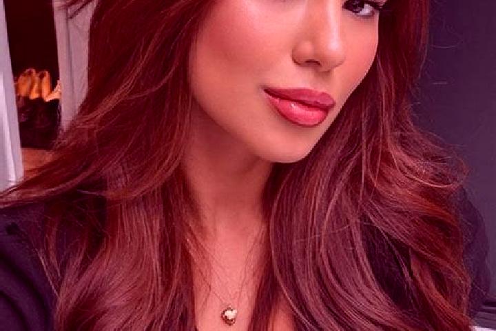 Jade, 26, a chestnut brown-eyed latina companion based in Sesslach. Offering Tantra, 69, Massage, GFE. Available for incall and outcall, day and evening dates.