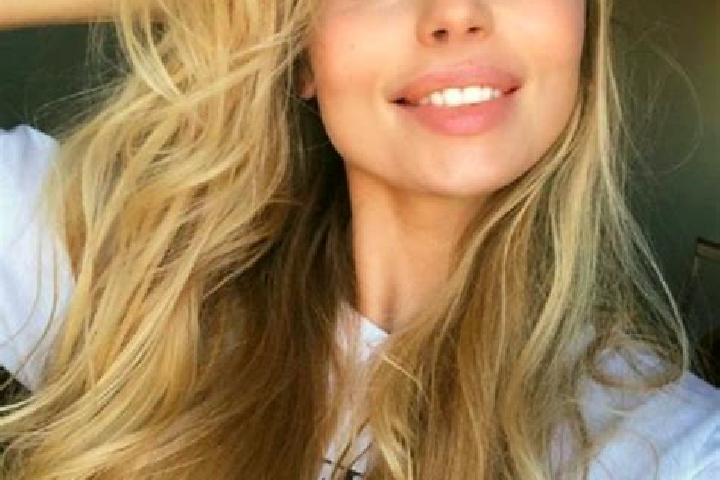 Jade, 26, a dark blonde dark-eyed asian companion based in Molla Piri. Offering Erotic Massage, Deep French Kissing, GFE, Travel Companion, CIM. Available fo...