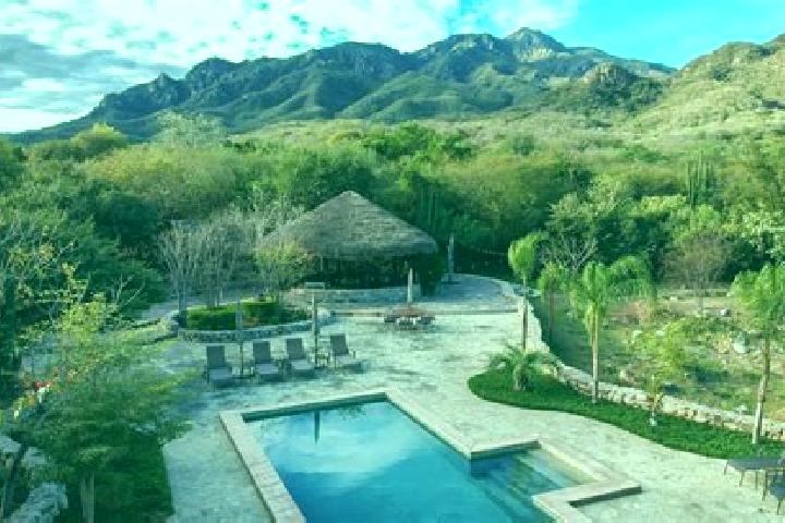 Jade, 26 — Escort in El Pedregal de Guadalupe Hidalgo, Mexico