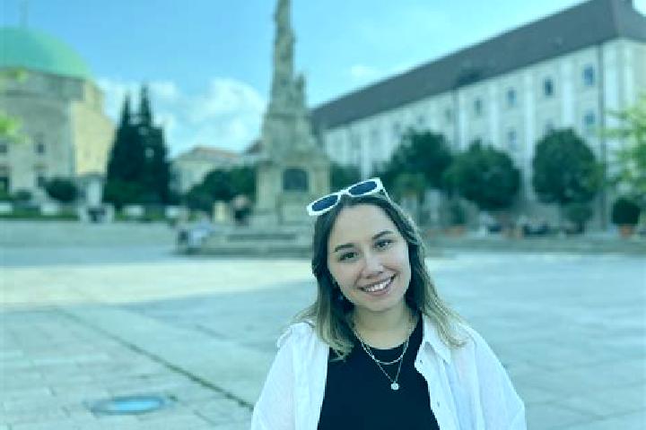 Jade, 26 — Escort in Fonyod, Hungary