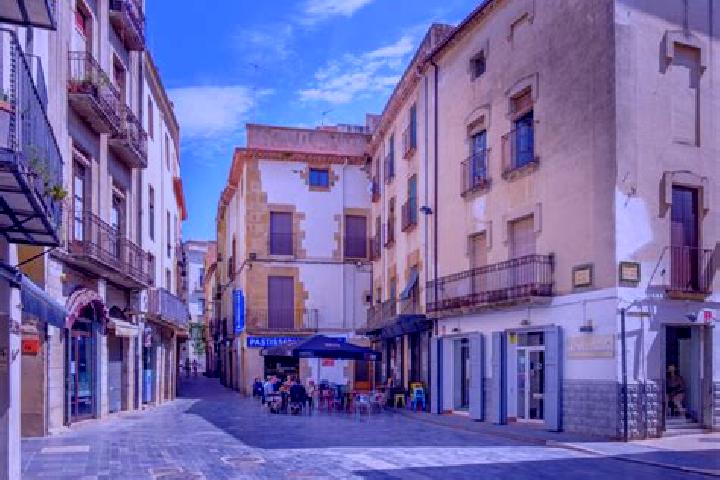 Jade, 26 — Escort in la Tallada d Emporda, Spain
