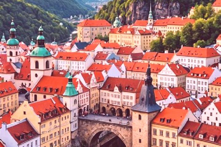 Jade, 26 — Escort in Oboriste, Czech Republic