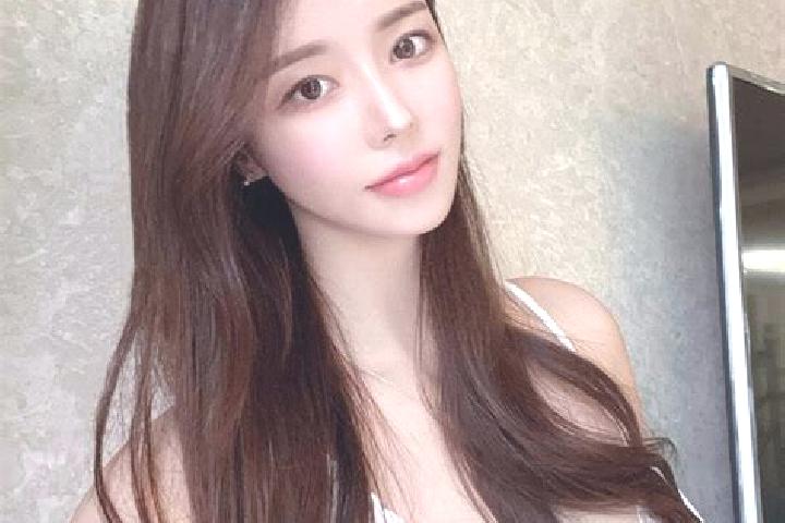 Jade, 26 — Escort in Xiaowu, China