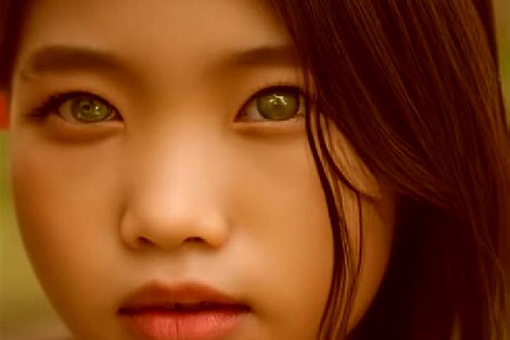 Jade, 27, a black green-eyed asian companion based in Bulz. Offering CIM, Girlfriend Experience, Duos. Available for incall and outcall, day and evening dates.