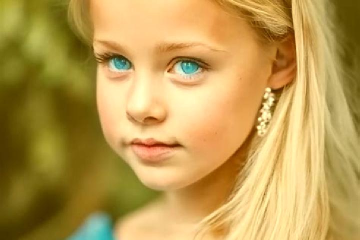 Jade, 27, a blonde blue-eyed ebony companion based in Calarasi. Offering Travel Companion, Domination, Party Girl. Available for incall and outcall, overnigh...