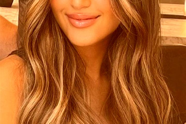 Jade, 27, a dark blonde dark-eyed ebony companion based in Flachslanden. Offering Domination, BDSM, Girlfriend Experience, Duos. Available for incall and out...