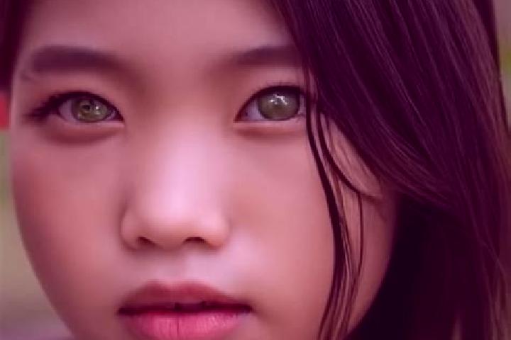 Jade, 27, a dark blonde green-eyed asian companion based in Cherry Burton. Offering 69, Duos, OWO, Dinner Date. Available for incall and outcall, day and eve...