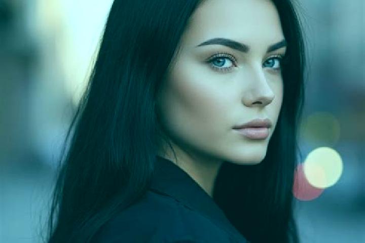 Jade, 27, a red blue-eyed latina companion based in Yennadon. Offering CIM, 69, Fetish. Available for incall and outcall, overnight bookings available.