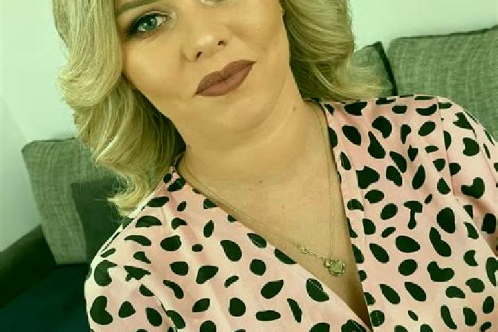 Jade, 27 — Escort in Bargauani, Romania