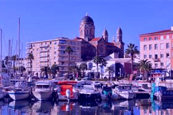 Jade, 27 — Escort in Saint-Raphael, France