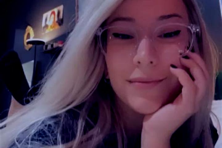 Jade, 28, a blonde dark-eyed mediterranean companion based in Oxnard. Offering Roleplay, Duos, Erotic Massage. Available for incall and outcall, overnight bo...