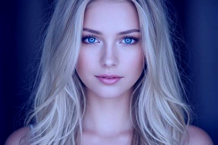 Jade, 28, a blonde dark-eyed mixed companion based in Miraflores. Offering Domination, 69, Tantra. Available for incall and outcall, day and evening dates.
