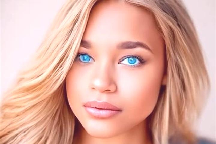 Jade, 28, a dark blonde blue-eyed latina companion based in Coxolico. Offering BDSM, Travel Companion, Massage, OWO. Available for incall and outcall, day an...