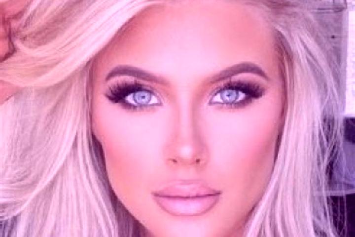 Jade, 28, a platinum blonde hazel-eyed indian companion based in Melgar de Yuso. Offering BDSM, Striptease, Prostate Massage, Tantra. Available for incall an...