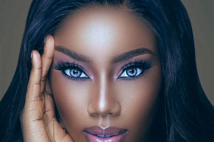 Jade, 28, a red blue-eyed ebony companion based in Liwu. Offering Travel Companion, 69, Girlfriend Experience. Available for incall and outcall, overnight bo...