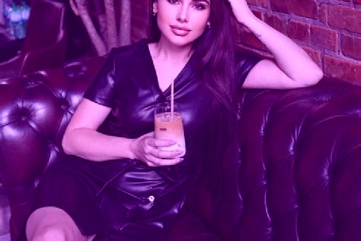 Jade, 28 — Escort in Buryn, Ukraine