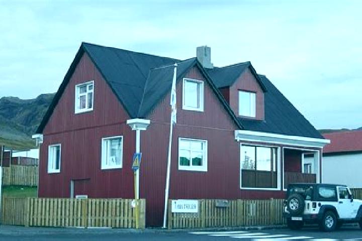 Jade, 28 — Escort in Grundarfjoerdur, Iceland
