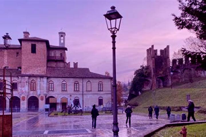 Jade, 28 — Escort in San Colombano al Lambro, Italy